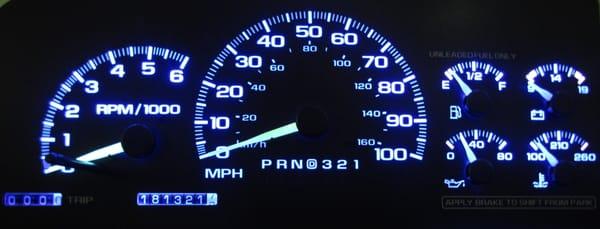 1995-1998 CHEVROLET AND GMC TRUCK / SUV BLUE GAUGE CLUSTER LED UPGRADE KIT