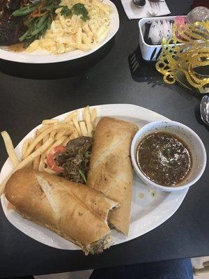 Roast beef po boy with fries and au jus!!