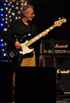 Bass Lessons in San Jose - Ashot Mnjoyan