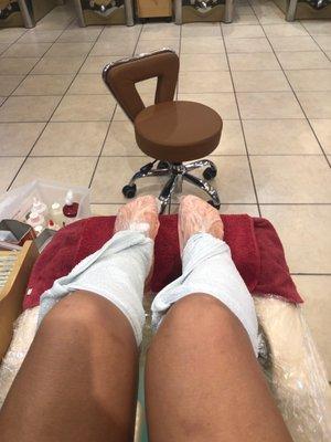 Deluxe pedicure