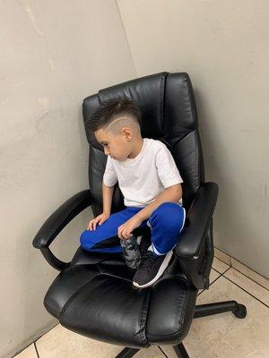 Kids haircut