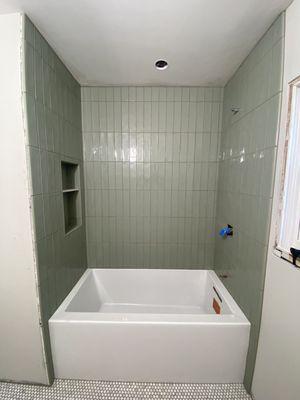 Tub with Tile