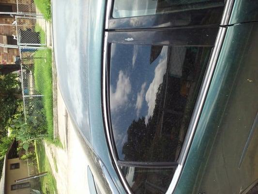 Glass instilled by command auto glass