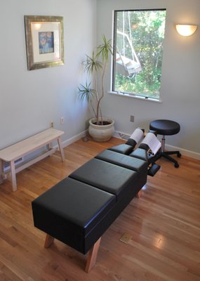 Chiropractic treatment room