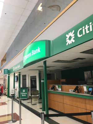 Citizens Bank Framingham -- 235 Old Connecticut Path, Framingham            Interior