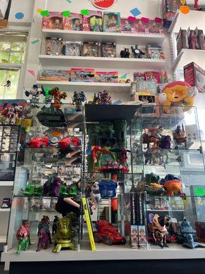 Masters of the universe (MOTU), Exosquad, Moon Dreamers, Marvel Legends, Micro Machines, Boggins, lunchboxes, sailor moon, etc..