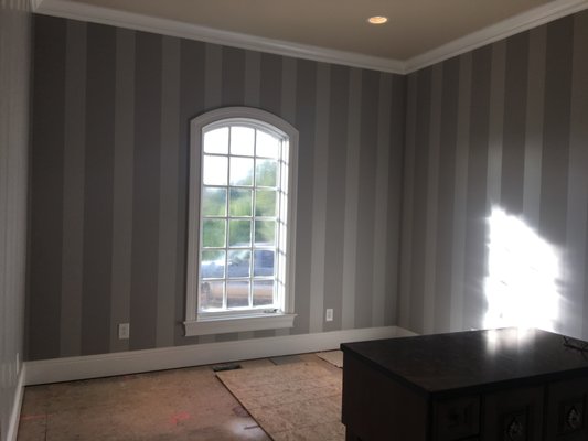 Two Toned Grey Latex Bedroom Striping