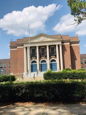 Andy Griffith was a teacher at this High School before The Andy Griffith Show