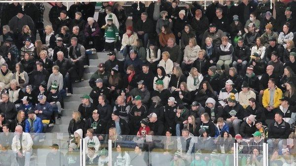 HM fans on 3-4-22 to watch section finals vs. WBL