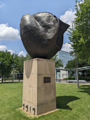 Sculpture of Oliver Pollock, Baton Rouge