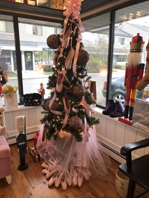 Pointe Shoe tree