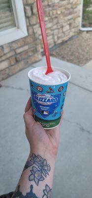 Medium blizzard cotton candy