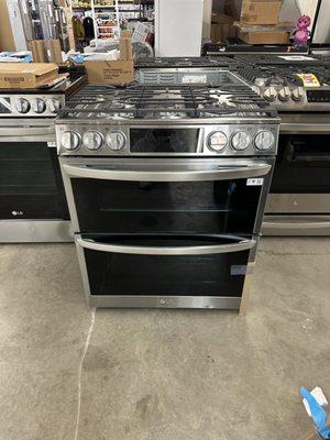 LG Stove