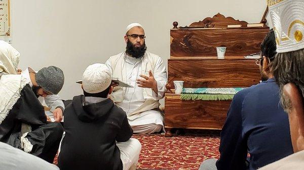 Class with Shaykh Fasih