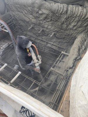 Shotcrete hot tub