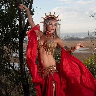 Eliza Moon Belly Dancer