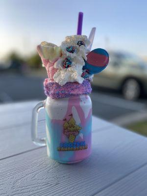 Cotton Candy milkshake