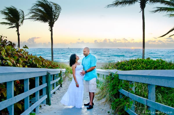 beach maternity