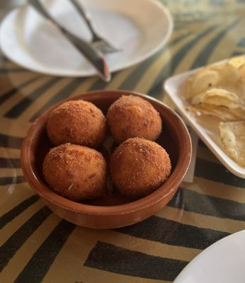 Croquetas de Bacalao