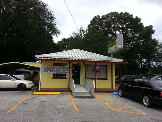 Outside....good food inside yum best in Zephyrhills