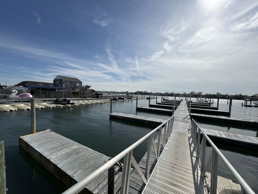 Docking at Whaleneck Marina