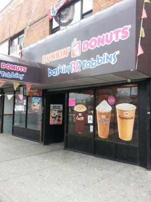 It's actually a Dunkin Donuts/baskin Robbins.