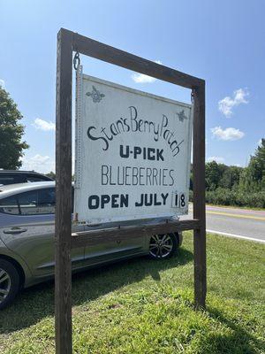 Stan's blueberry sign