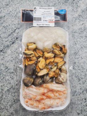 Frozen Mediterranean medley with squid, mussels, clams, and shrimp