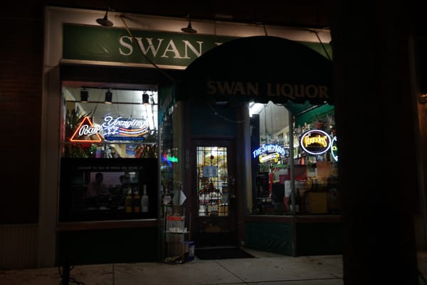 Swan Liquor