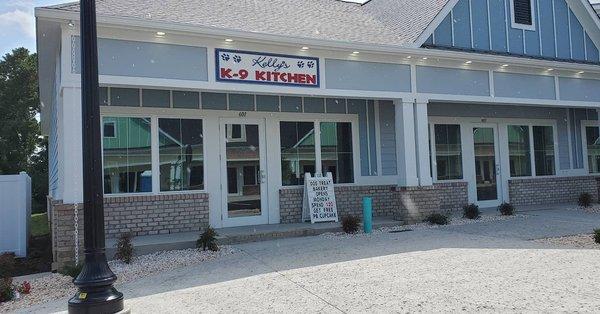 Storefront in North Myrtle Beach located in Shops on Main