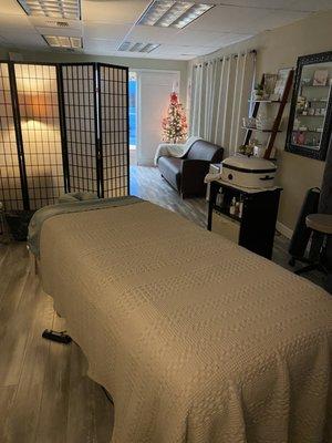 Water's Edge Therapeutic Massage