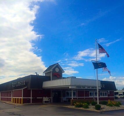 Front of Red Lobster, Saginaw MI