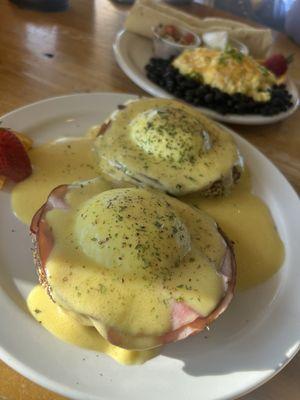 Java Benedict's and huevos rancheros