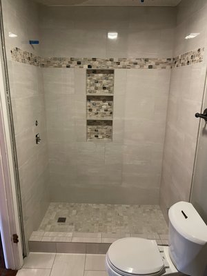 Shower installation