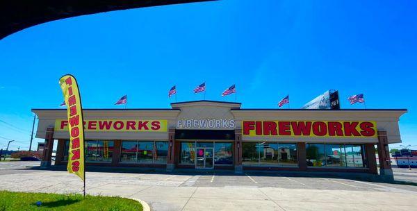 Come and Visit Circle City Fireworks! 

 Looking to light up your celebrations with a bang? Head over to Circle City Fireworks!!!