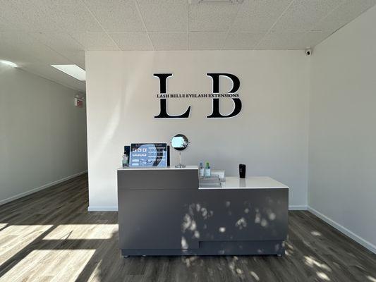 Lash Belle 2 Front Desk