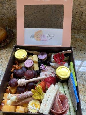 Mother's Day Tea Box