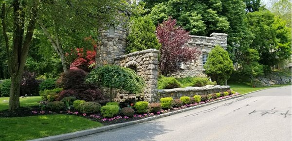 Carrollwood condominiums Tarrytown ny landscape project