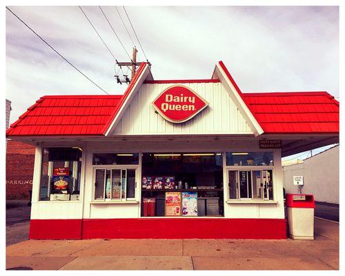 DQ with outside order windows.