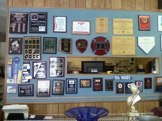 Our plaques come in many sizes, styles and designs.