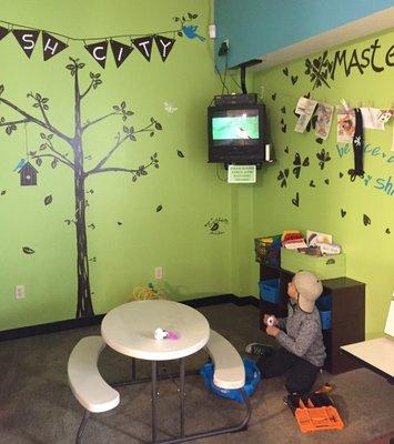 Kids area! Surprisingly clean.