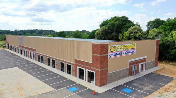 Self Storage Facility In Byron, GA