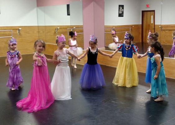 West Chester Dance Works' Princess Camp dancers during "dress up".