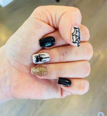 Spooky nails by Lisa at C'est Lamour on Rye Canyon next to Home Depot.