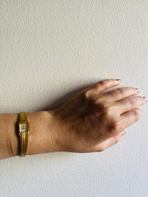 My vintage, lil elegant golden watch :)