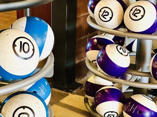 Bowling balls that look like pool balls