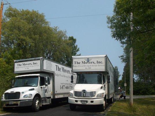 The Movers, Inc. can accommodate moves of all sizes. We have enough trucks and movers to get any job done.