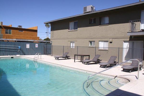 Montclair Apartments - Community Pool