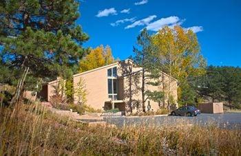 Foothills Clubhouse Pool