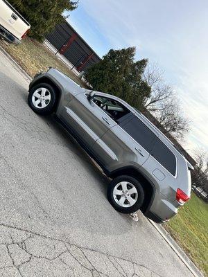 Fully Detailed 2014 Jeep Grand Cherokee